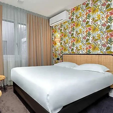 De L'octroi Hotel