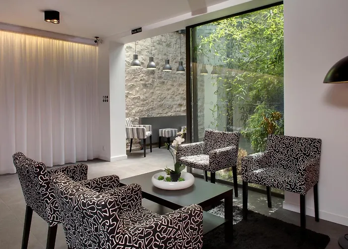 De L'octroi Ξενοδοχείο Καρκασόν