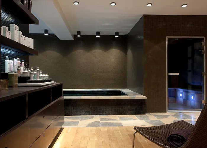 De L'octroi 3* Καρκασόν